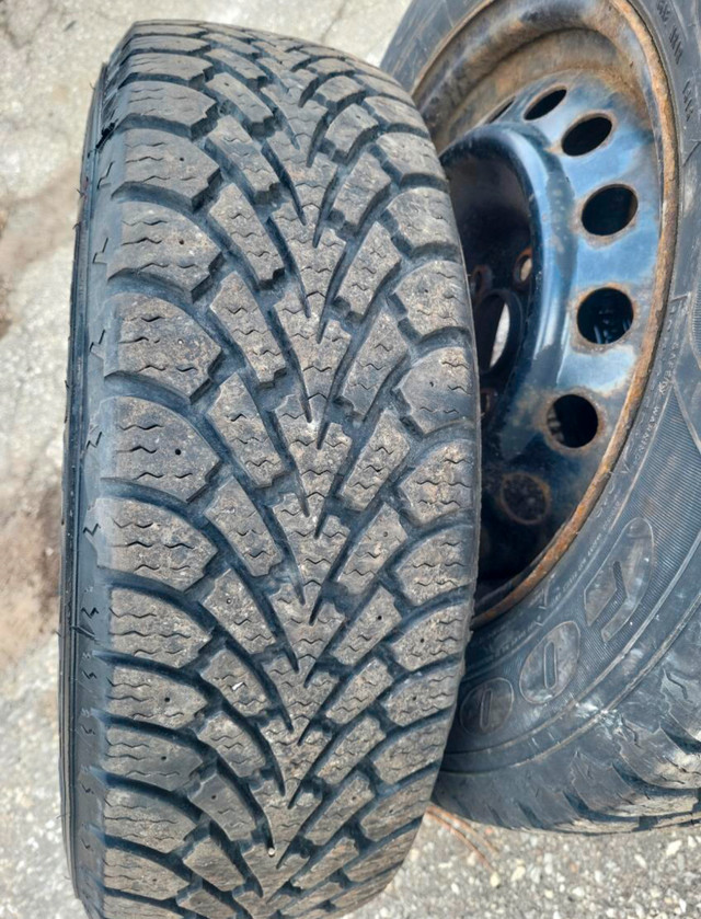 195 65 15 Goodyear Nordic Winter in Tires & Rims in Oshawa / Durham Region - Image 2
