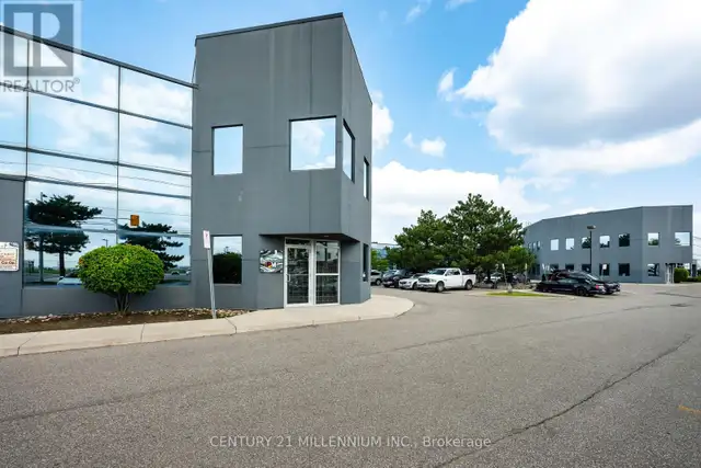 18 - 2355 DERRY ROAD E Mississauga (Northeast), Ontario in Commercial & Office Space for Sale in Mississauga / Peel Region - Image 6