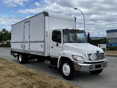 2006 Hino 268 24 Foot Cube Van Power Tailgate Hydraulic Brakes Diesel, 7.6L, 6 cylinder, 2 door, 24...