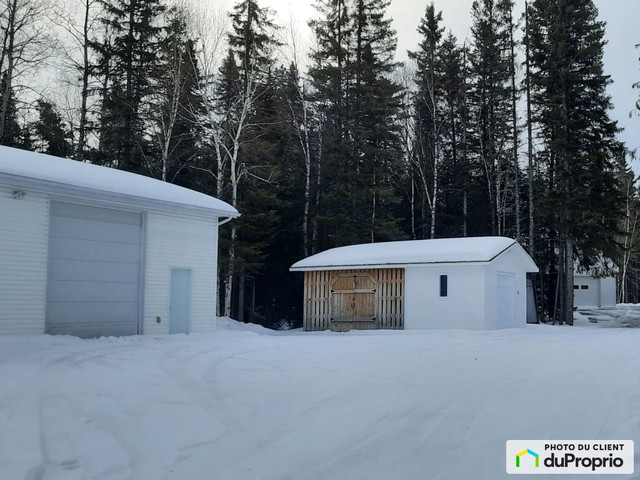 549 000$ - Maison à un étage et demi à vendre à Macamic dans Maisons à vendre  à Rouyn-Noranda - Image 4