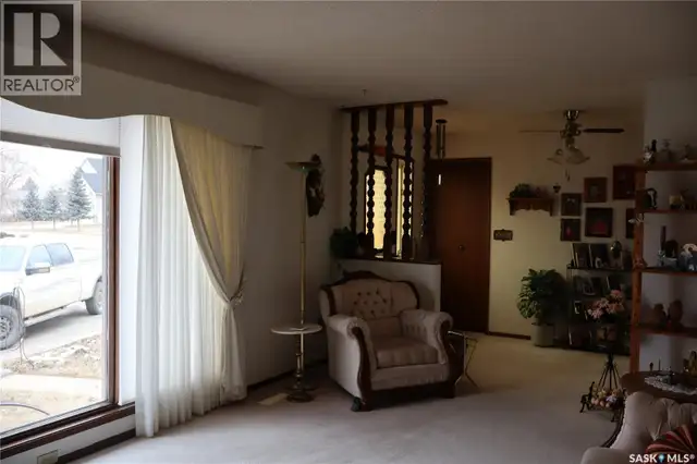105 Magnan STREET Gravelbourg, Saskatchewan in Houses for Sale in Moose Jaw - Image 16