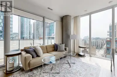 1409 - 101 PETER STREET Toronto (Waterfront Communities), Ontari