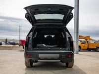 Welcome to 400 Chrysler Dodge Jeep Ram. 1.6L I-4 intercooled turbo engine - Advanced infotainment sy... (image 6)