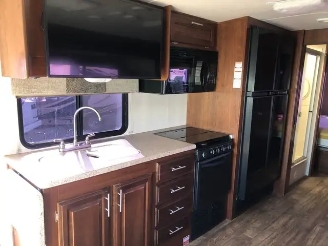 2017 Forest River FR3 30DS in RVs & Motorhomes in St. Albert - Image 18