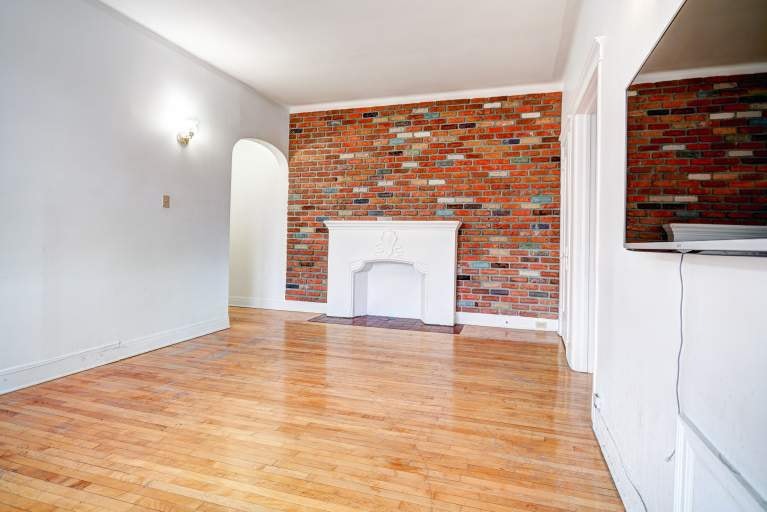 3651 Rue DurocherMontréal — photo 2