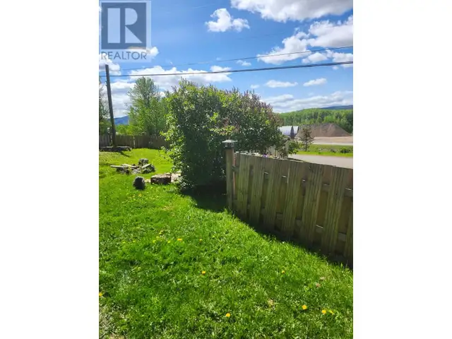 2100 NASH ROAD Burns Lake, British Columbia in Houses for Sale in Burns Lake - Image 15