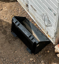 42" Compact Skidsteer Bucket