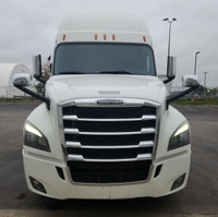 Ryder Stock ID: 278151 Transmission Type/Speed: AUTO 12 Engine: DIESEL DD15'17 GHG 455/1625 Horse Po... (image 1)