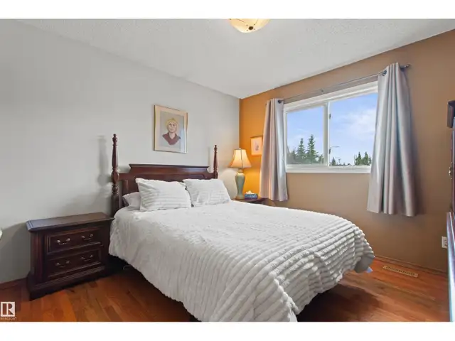 11139 157 AV NW Edmonton, Alberta in Houses for Sale in St. Albert - Image 39