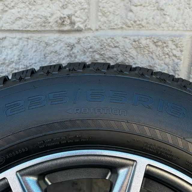 (98%) 4x 235/65R18 Nokian Winters w/ Jaguar F-Pace 5x108 Rims in Tires & Rims in City of Toronto - Image 8