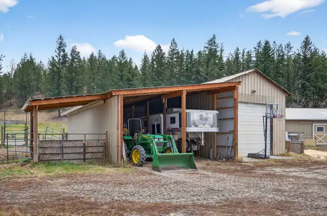 5 acre Horse property in Houses for Sale in Kamloops - Image 9