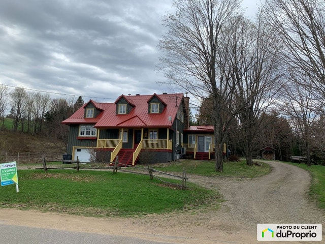 $869,500 - Acreage / Hobby Farm / Ranch for sale — photo 1