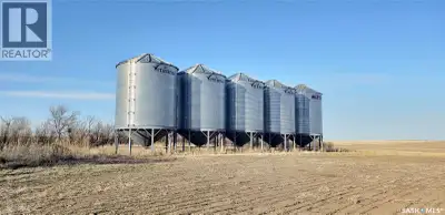 his six quarters (960 acres) of land is in a block and has been farmed very well with crop rotations...