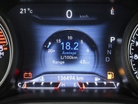 Built to handle anything Canada throws its way, the 2020 Cherokee Trailhawk delivers true off-road p... (image 8)