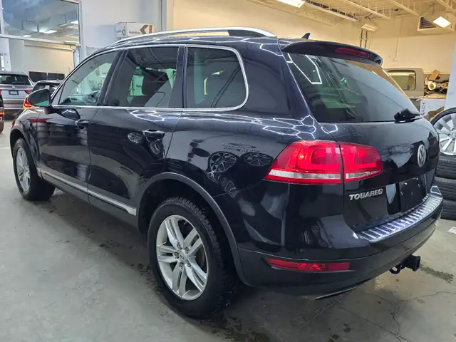 2014 Volkswagen Touareg Fully serviced, New Winter Tires in Cars & Trucks in Edmonton - Image 4