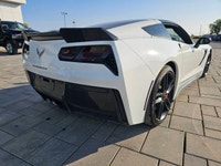 2016 Chevrolet Corvette Stingray Z51 2LT with just 25,000 km. Clean history with no accidents See Ca... (image 6)