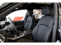 Premium Audio, Sunroof, Apple CarPlay, Power Liftgate, Navigation, Blind Spot Detection, Lane Depart... (image 8)