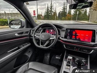 Discover the perfect blend of dynamic performance and upscale comfort in this 2024 Volkswagen Atlas... (image 8)