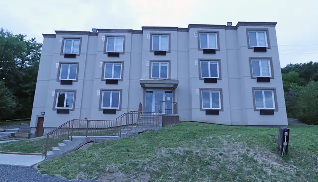 Short Term Rentals - Furnished Studio Apartment - 1755 Regent St in Short Term Rentals in Sudbury - Image 11