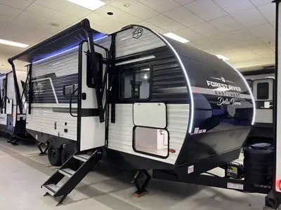 The perfect family floorplan under 25ft long! This cozy camper is perfect whether you’re out on a fa...