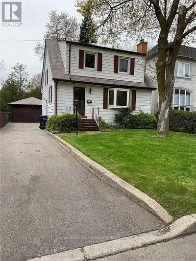 20 ABBOTSFORD ROAD Toronto (Willowdale West), Ontario