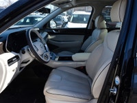 Low Mileage, Heads Up Display, Cooled Seats, Sunroof, Leather Seats, Premium Audio! Filling a huge g... (image 9)