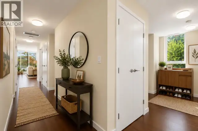 200 9 SMITHE MEWS Vancouver, British Columbia in Condos for Sale in Vancouver - Image 11