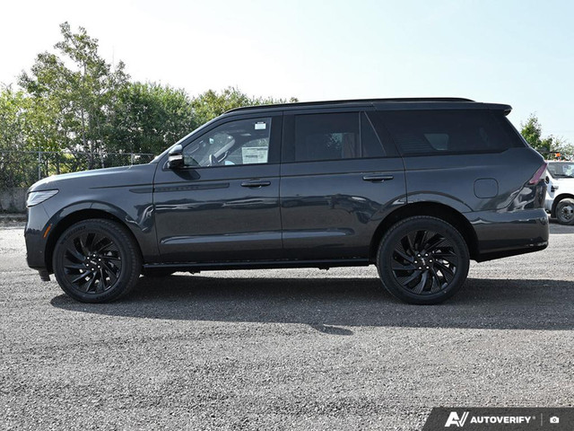2025 Lincoln Navigator Reserve in Cars & Trucks in Edmonton - Image 3