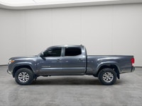 HEATED FRONT SEATS, BACK-UP CAMERA, BLUETOOTH CONNECTION, FOUR WHEEL DRIVE, TOW HITCH Unlock the pot... (image 1)