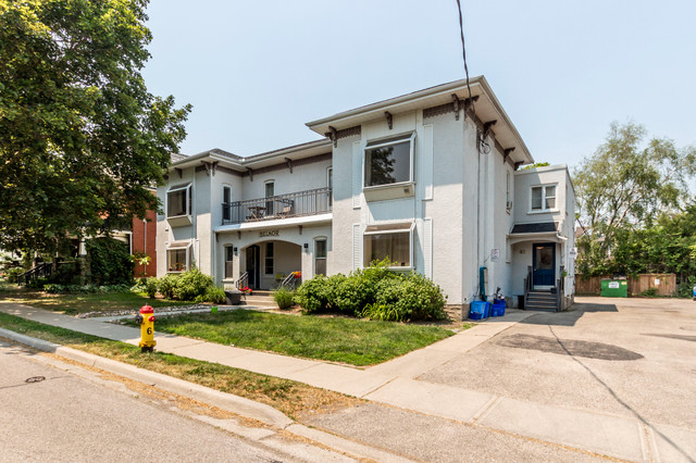 1 Bed 1 Bath | Downtown Kitchener | August in Long Term Rentals in Kitchener / Waterloo - Image 2