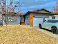 5624 60 Avenue Rocky Mountain House, Alberta