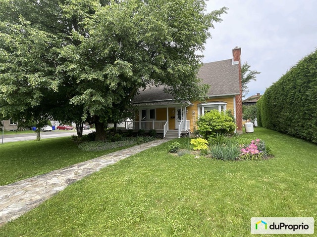 16e Avenue — photo 3