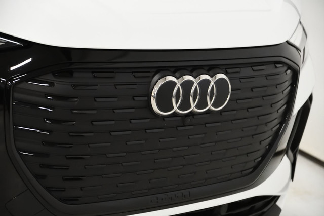 2025 Audi Q4 e-tron Sportback Black optics / Hitch / 1.99% / Qua dans Autos et camions  à Longueuil/Rive Sud - Image 3