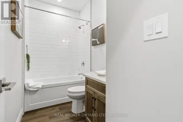 27 - 29 WEYMOUTH STREET Woolwich, Ontario in Houses for Sale in Kitchener / Waterloo - Image 24