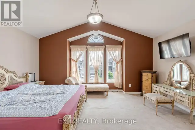 1049 FIELDFAIR WAY Ottawa, Ontario in Houses for Sale in Ottawa - Image 19