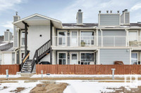 2336 151 AV NW Edmonton, Alberta