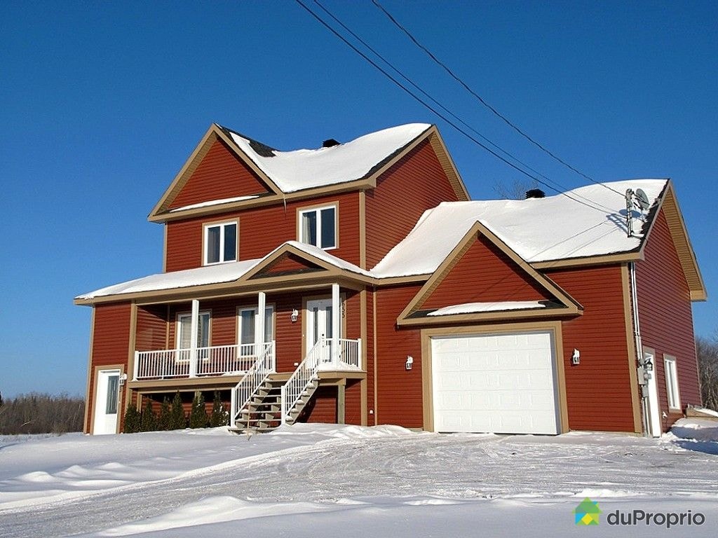 $749,900 - Duplex for sale in Sherbrooke (St-Élie-d'Orford) — photo 1