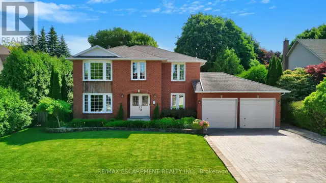 3 TRISTAN COURT Hamilton (Waterdown), Ontario628657169145631223