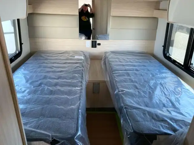 2026 Leisure Travel Wonder 24RTB in RVs & Motorhomes in Bedford - Image 23