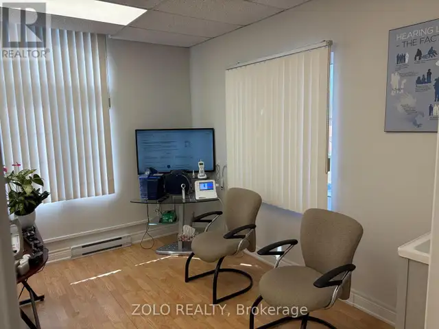 210 - 4600 HIGHWAY 7 W Vaughan (East Woodbridge), Ontario in Commercial & Office Space for Rent in Markham / York Region - Image 13