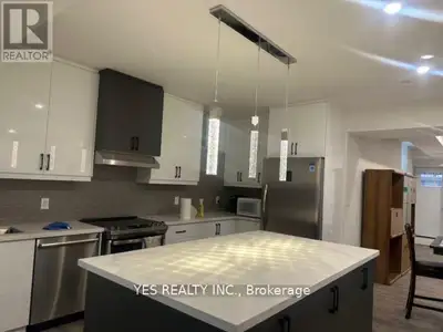 15 SACRAMENTO ROAD Brampton (Bram West), Ontario