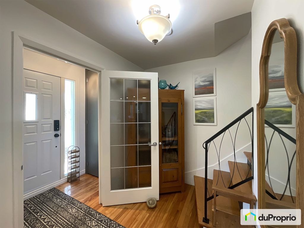 $679,000 - Semi-detached for sale in Boucherville — photo 2