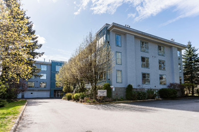 Bright & Spacious 2 Bed/2 Bath condo in the heart of Langley!