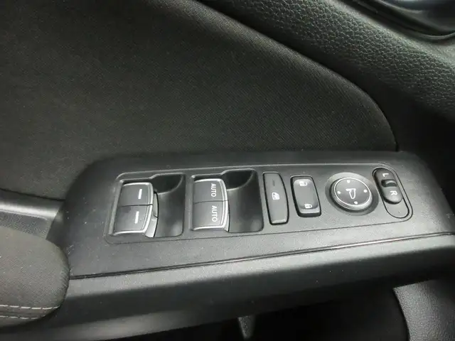HONDA CIVIC 2025 SPORT EDITION TOIT OUVRANT SIEGES + VOLANT CHAU in Cars & Trucks in Lévis - Image 13