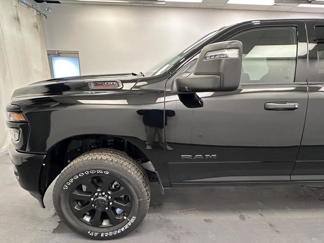 2025 RAM 2500 Big Horn - Power Mirrors - ParkSense in Cars & Trucks in Lethbridge - Image 2
