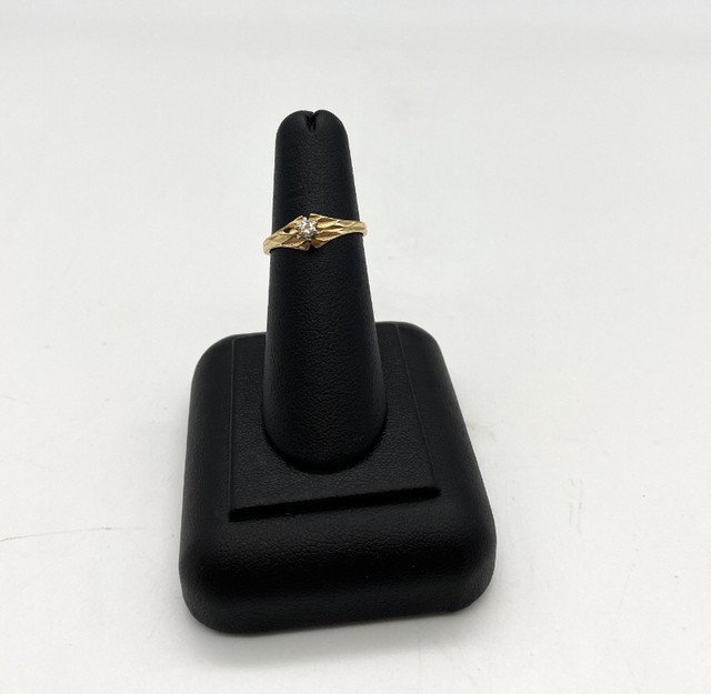 14 Karat Yellow Gold Lady's 1.9gms Diamond Ring $175 in Other in Mississauga / Peel Region - Image 2
