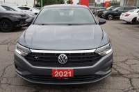 WELL MAINTAINED Drive the Volkswagen Jetta 1.4T Highline where style meets performance! Experience a... (image 1)