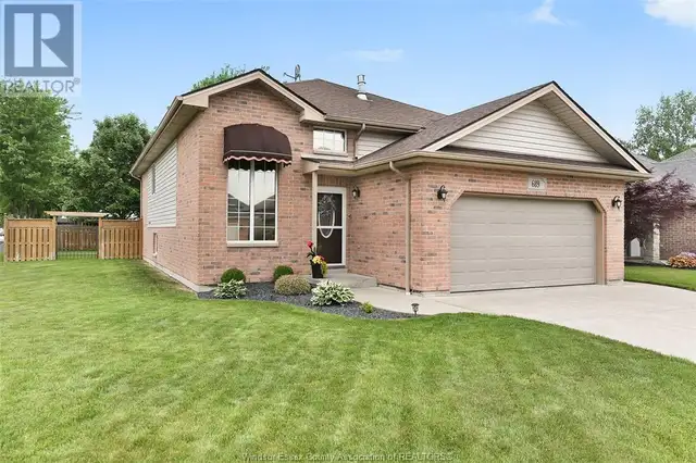 689 Helena CRESCENT Belle River, Ontario62864749589121121