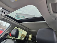 Seize the opportunity to command this exceptional 2024 NISSAN ROGUE SL AWD, boasting premium feature... (image 8)