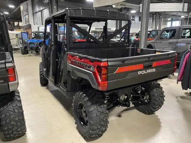 2025 Polaris Ranger Crew XP 1000 Premium in ATVs in City of Halifax - Image 3